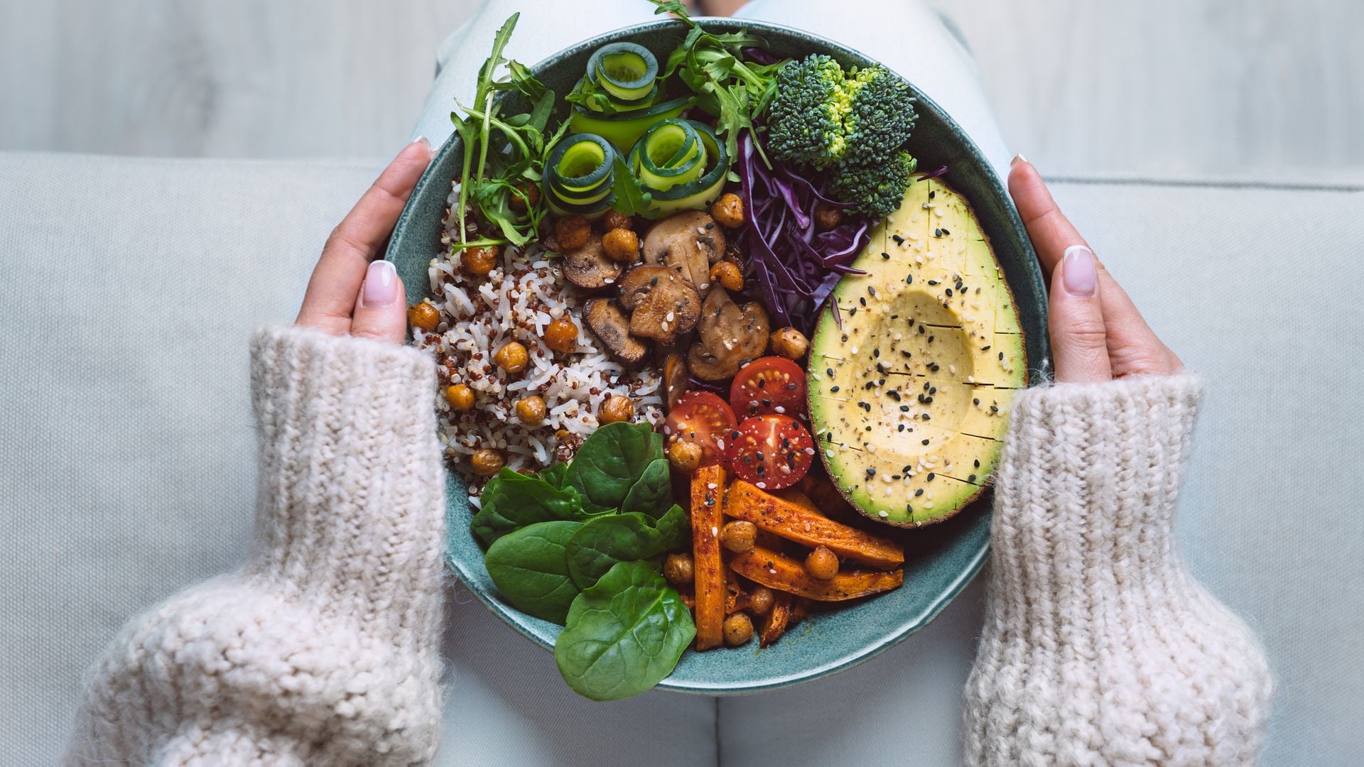 I’m a nutritionist and here’s how macros and micros are actually affecting your weight